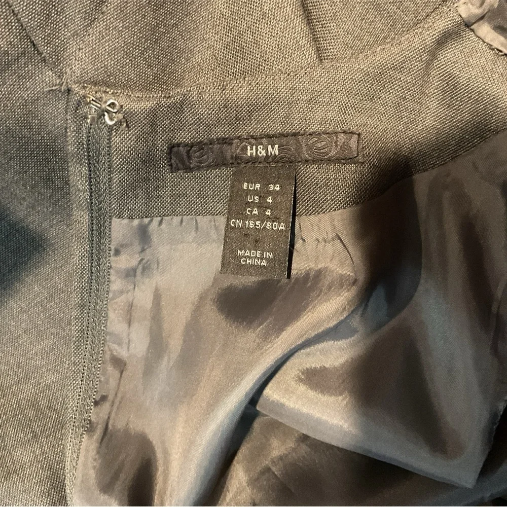 CHARCOAL GRAY DRESS BY H&M SIZE 4 GENTLY WORN